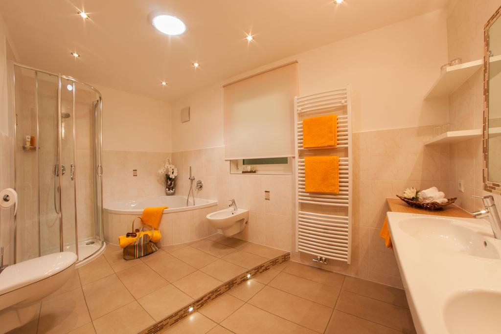 Pension Verdinserhoehe Schenna Room photo